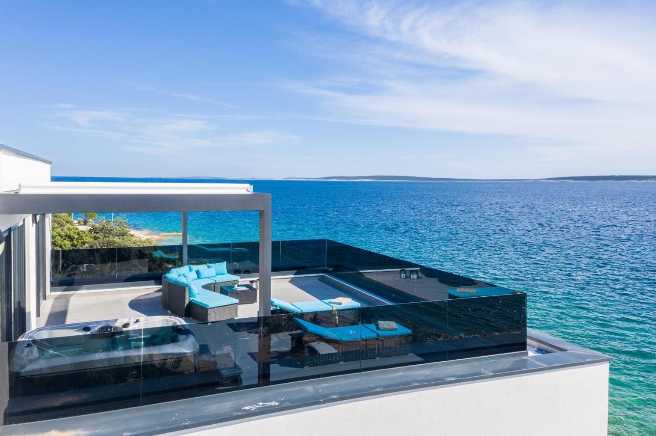 Mediteran Luxury Penthouse With Jacuzzi Mandre Exterior photo